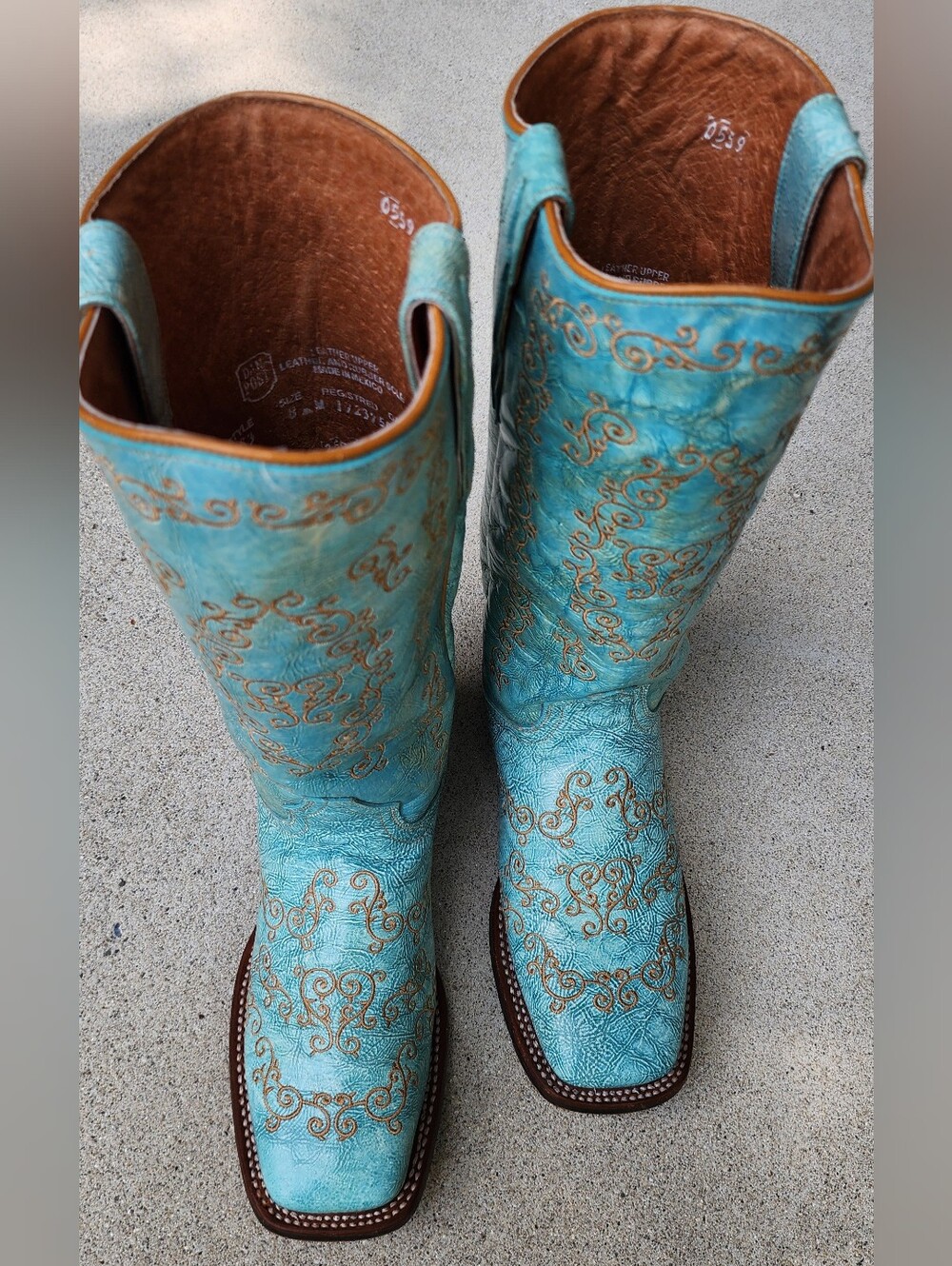 Dab Post Cowgirl Certified Boots - Picture 7 of 12